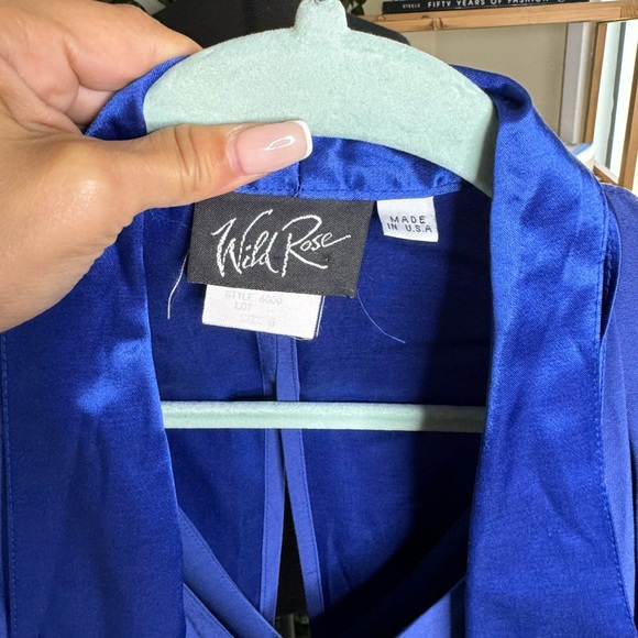 Wild Rose - Picture 2 of 11